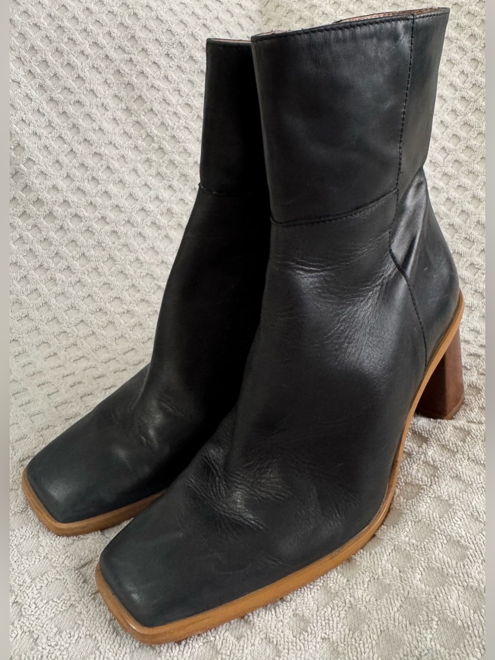 ALOHAS West Black Vintage Leather Square Toe Ankle Boots Brown Heel EU 38 US 7.5 - Picture 3 of 16
